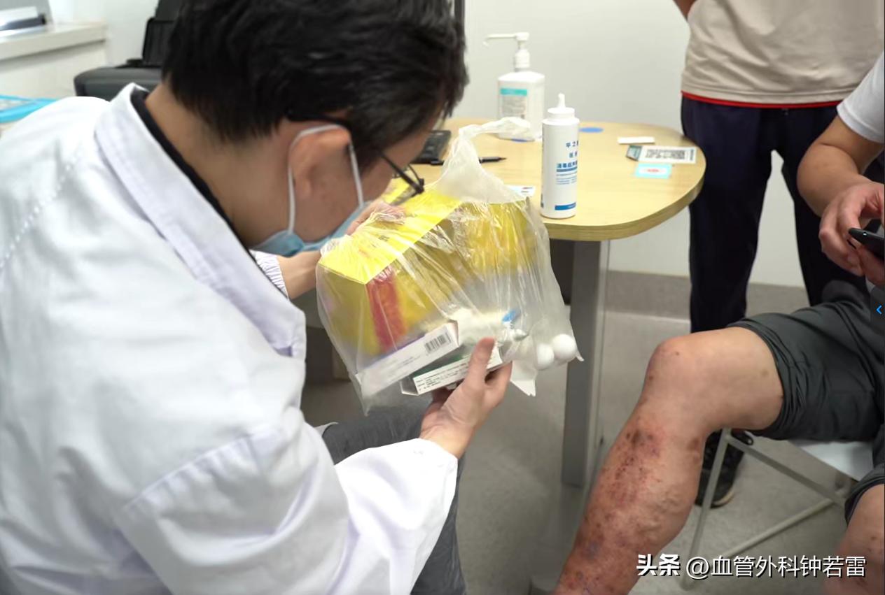 中度精索静脉曲张吃药能治疗好么,双侧精索静脉曲张3.0吃药能好吗