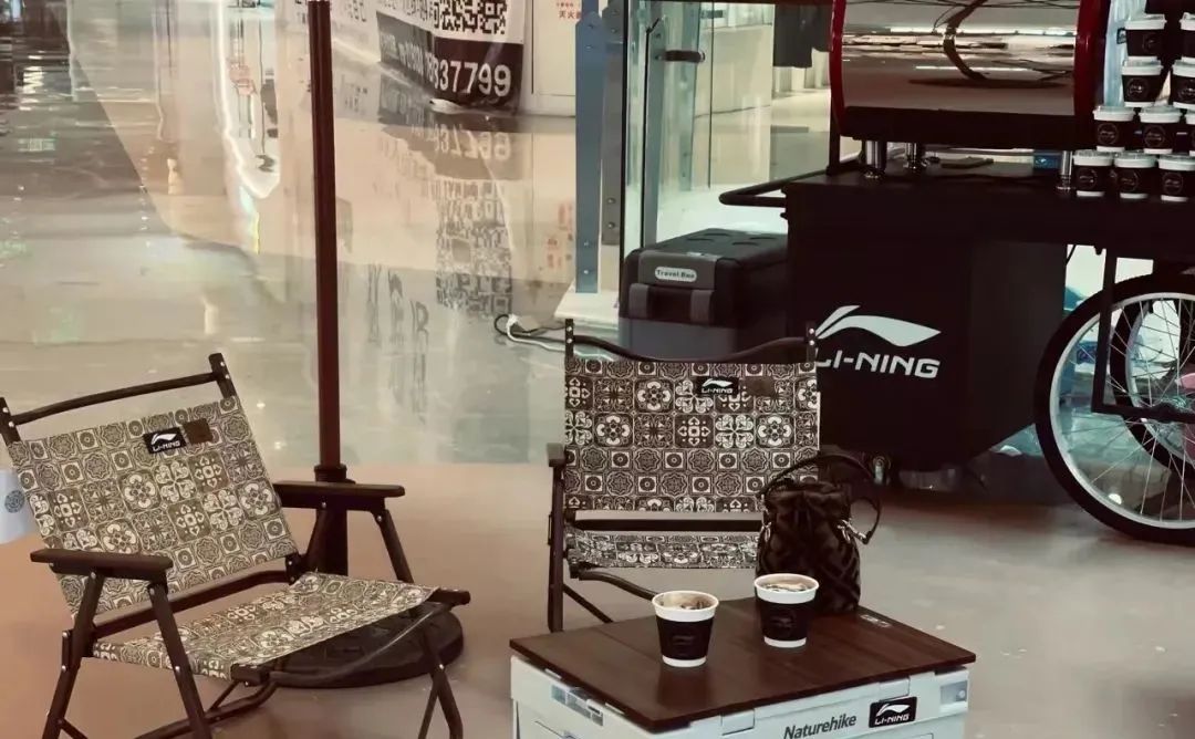 李宁的大logo图片,李宁logo新店