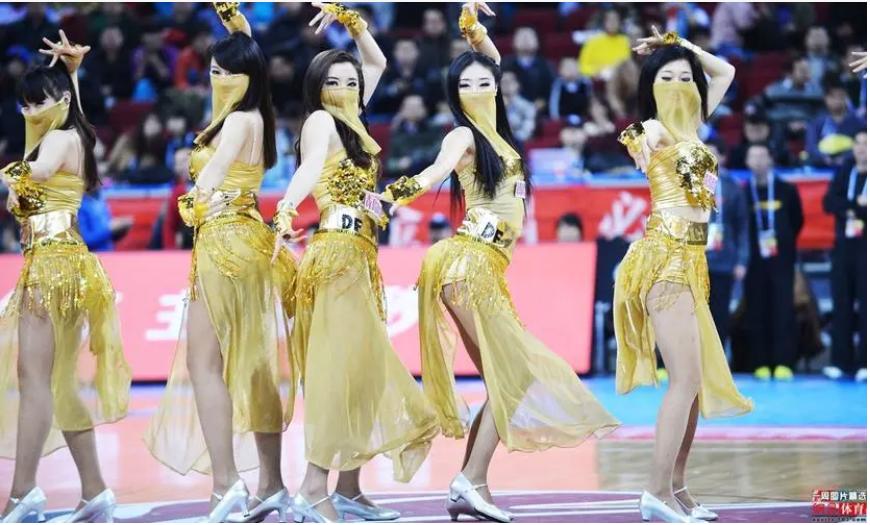 啦啦队舞在大型体育比赛中的作用及其影响因素分析