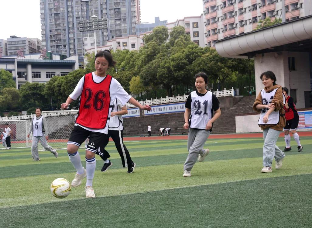 丰都中学篮球比赛,丰都县第五届篮球比赛