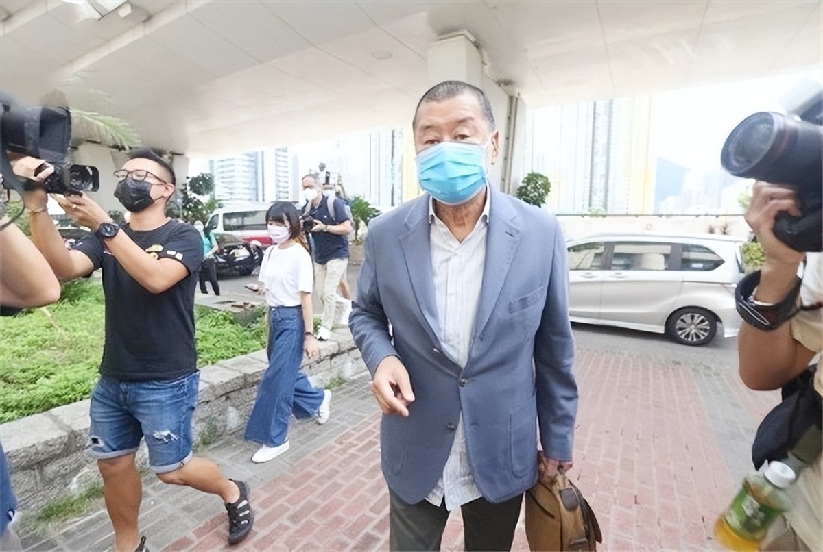 揭开赵少康和*智英黎**勾结的历史，赵少康之子是*智英黎**的得意门生