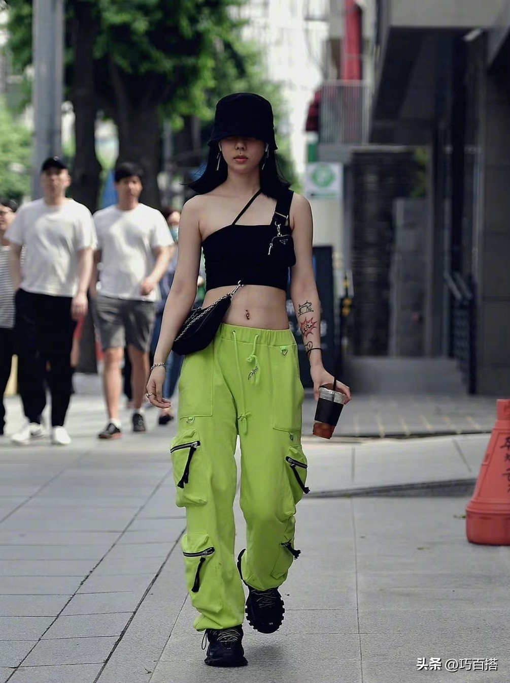 韩国路人穿搭真实街拍,韩国素人穿搭夏季