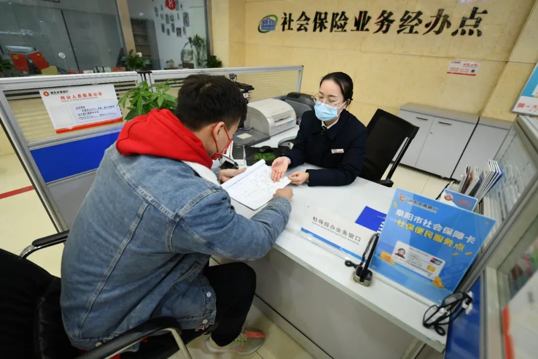 社保挂公司代缴算违法吗,厦门社保代缴是违法的吗