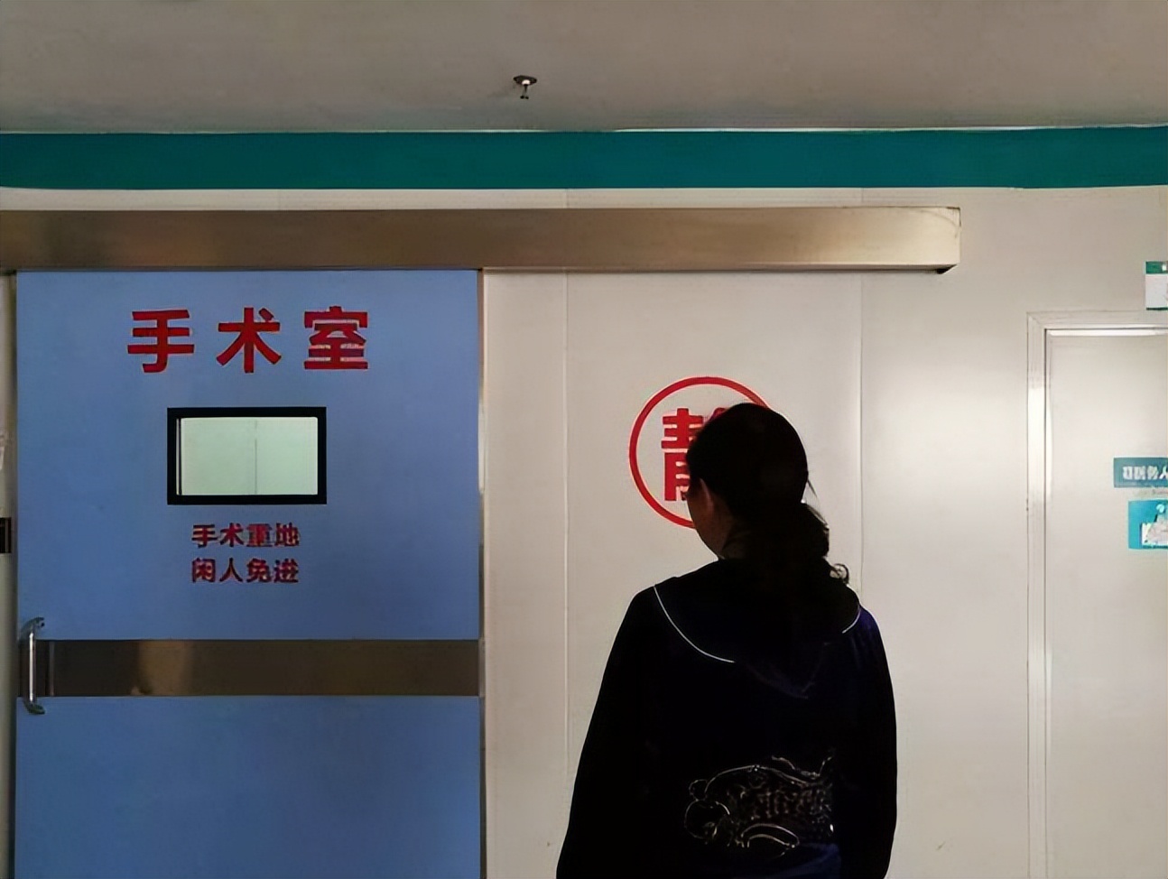 12岁男孩右臂莫名疼痛，为了保命无奈截肢，谁知更大悲剧袭来