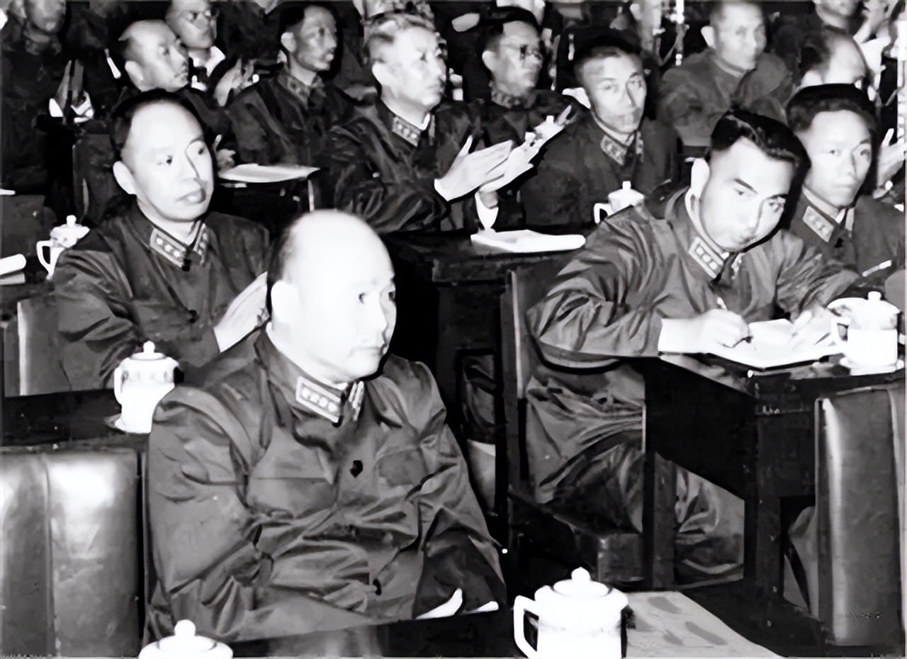 69年九大名单出炉，毛主席发怒：怎么没他？此人痛哭：主席记得我