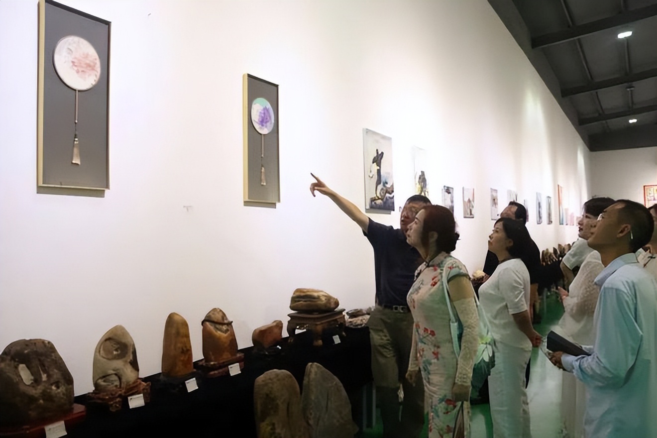 六展齐发《光锥》系列展绽放京南艺术馆