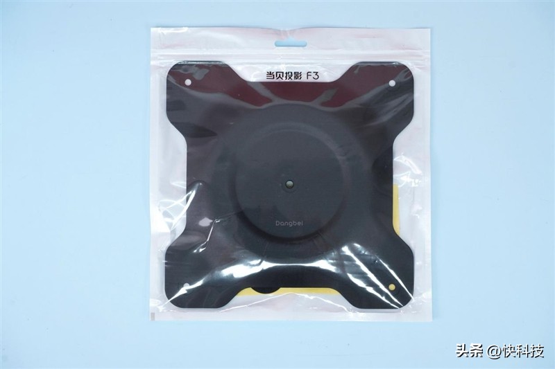 当贝f3最新投影,4000以内画质最好的投影仪