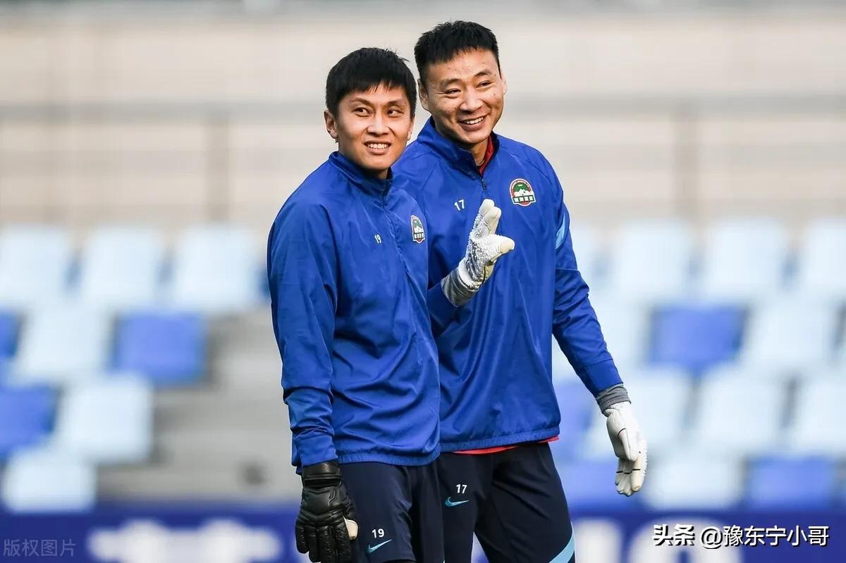 建业门将王国明效力于哪些队伍,中超门将王国明现在在哪里