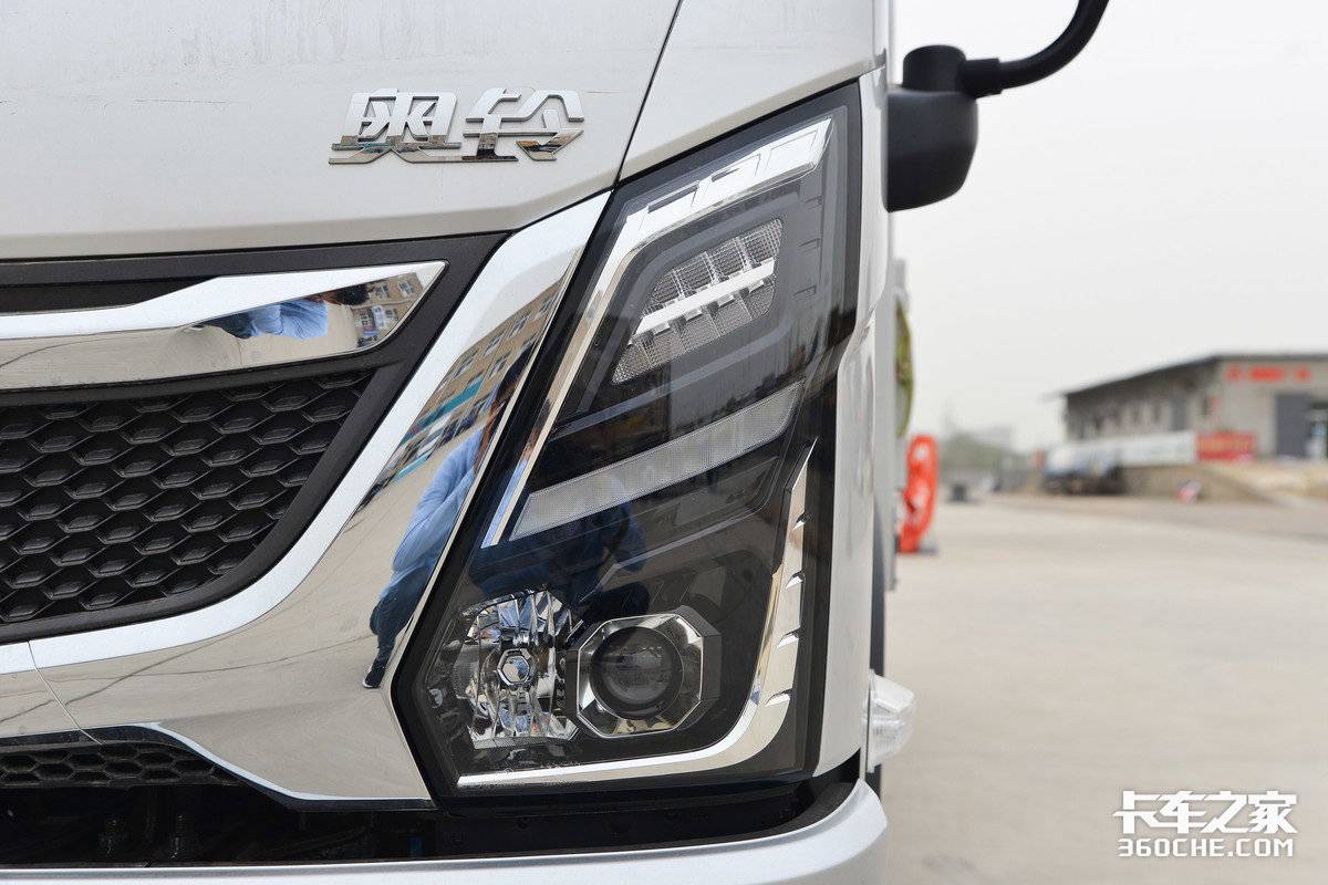 奥铃蓝牌国六轻卡最新款,奥铃速运150马力采埃孚5at