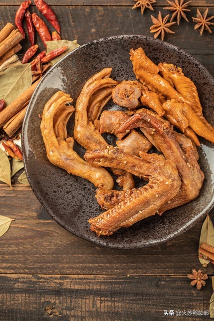 武汉黑鸭整只酱鸭做法,武汉黑鸭做法商用
