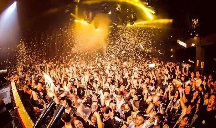 上海taxx酒吧价目表,上海十大酒吧内部图片