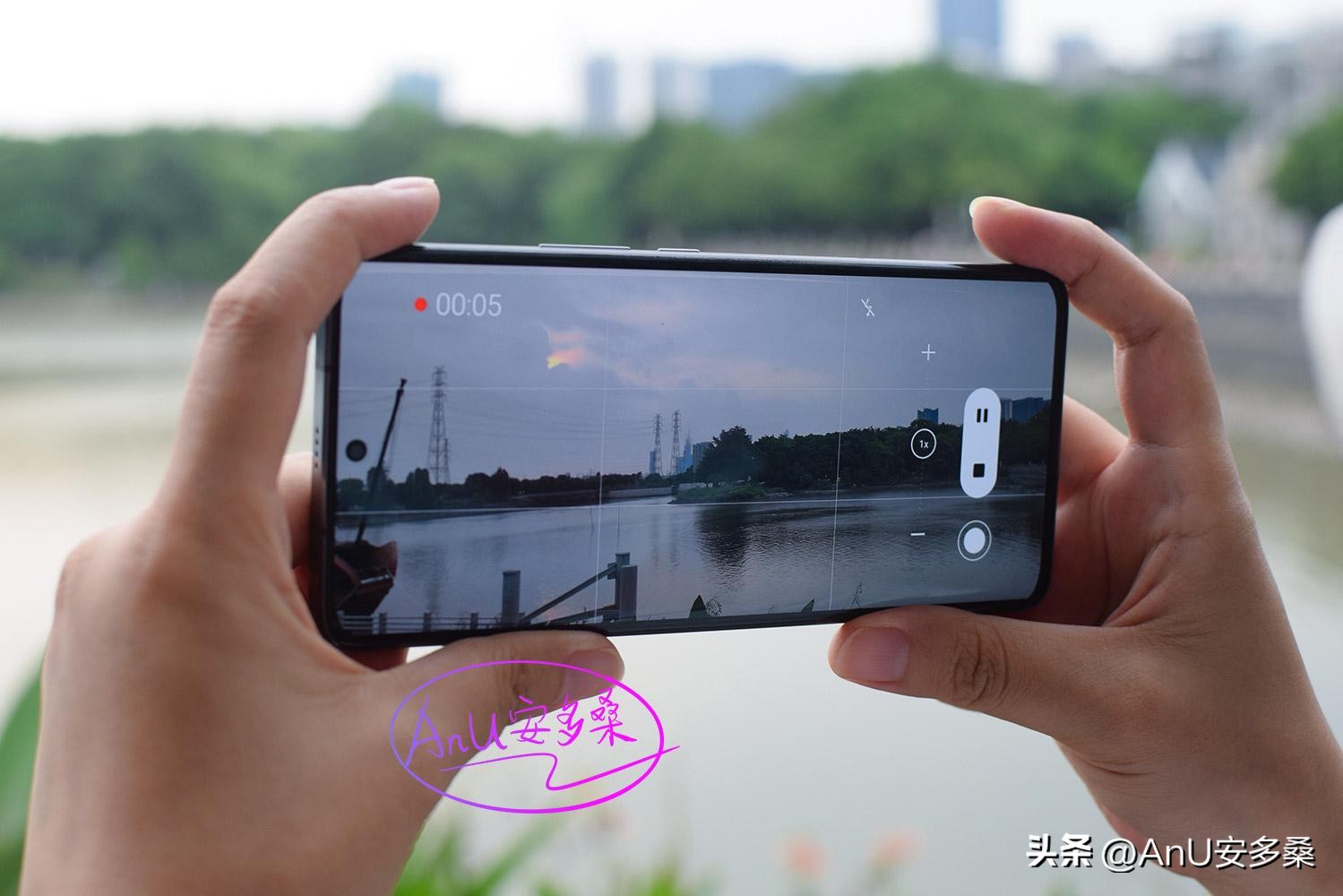 荣耀magic4流金测评,2022年买荣耀magic4值得吗