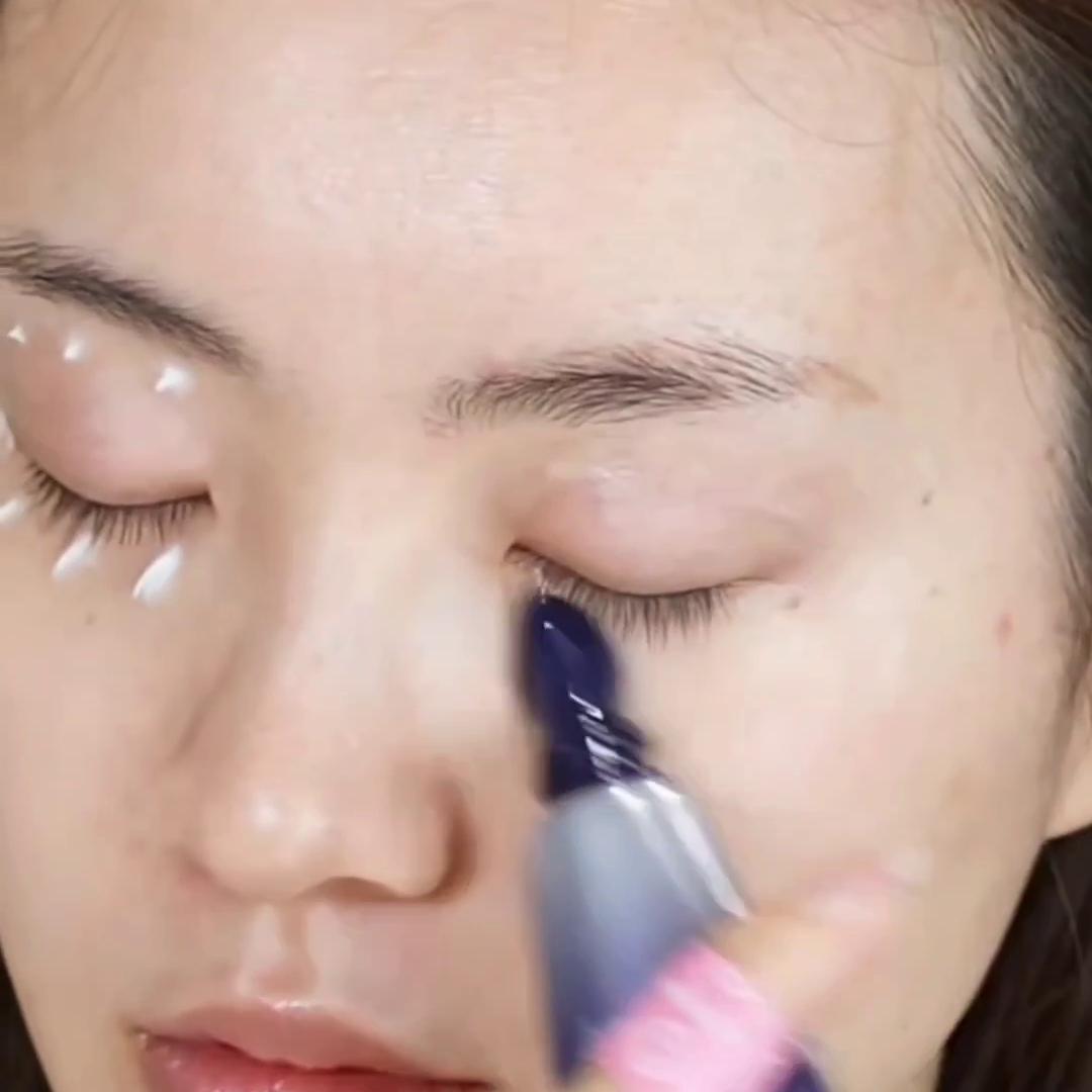 欧莱雅二代紫熨斗眼霜开箱,欧莱雅新年限量款眼霜