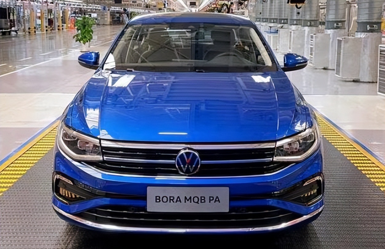 新宝来哪一年上市的,新宝来还出手动吗