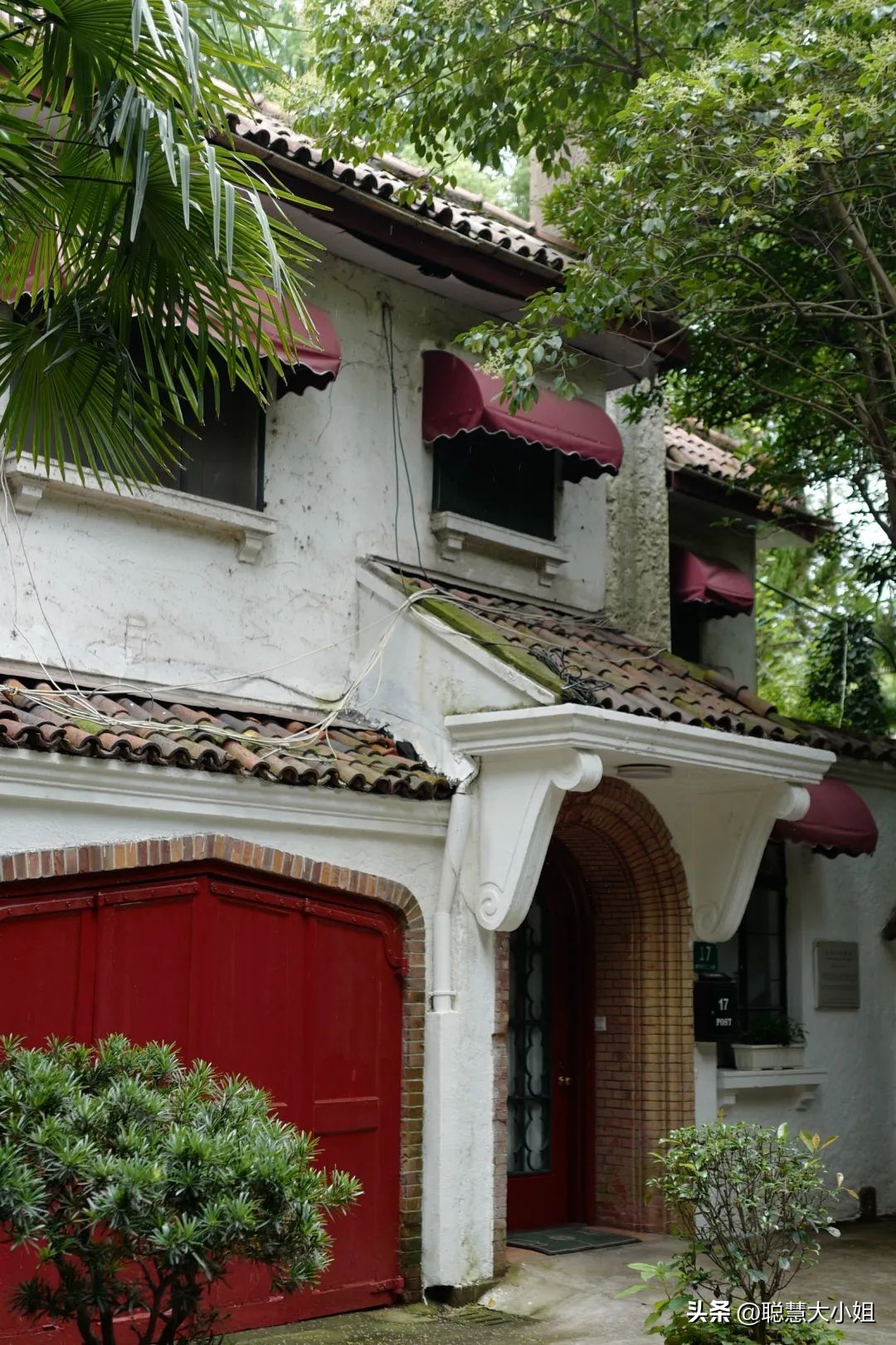 去这条充满松弛感的“小马路”，慵懒地溜达一天才是正经事