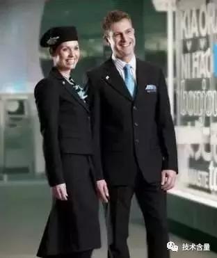 空姐制服每个年代的设计理念,中国国际航空空姐制服设计