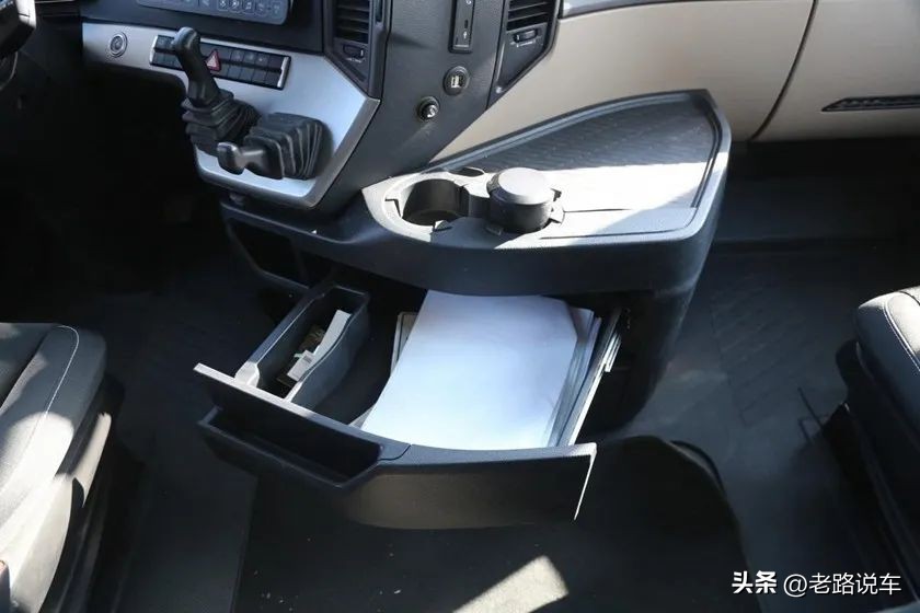 奔驰actros2653测评,国产奔驰重卡actros优享版