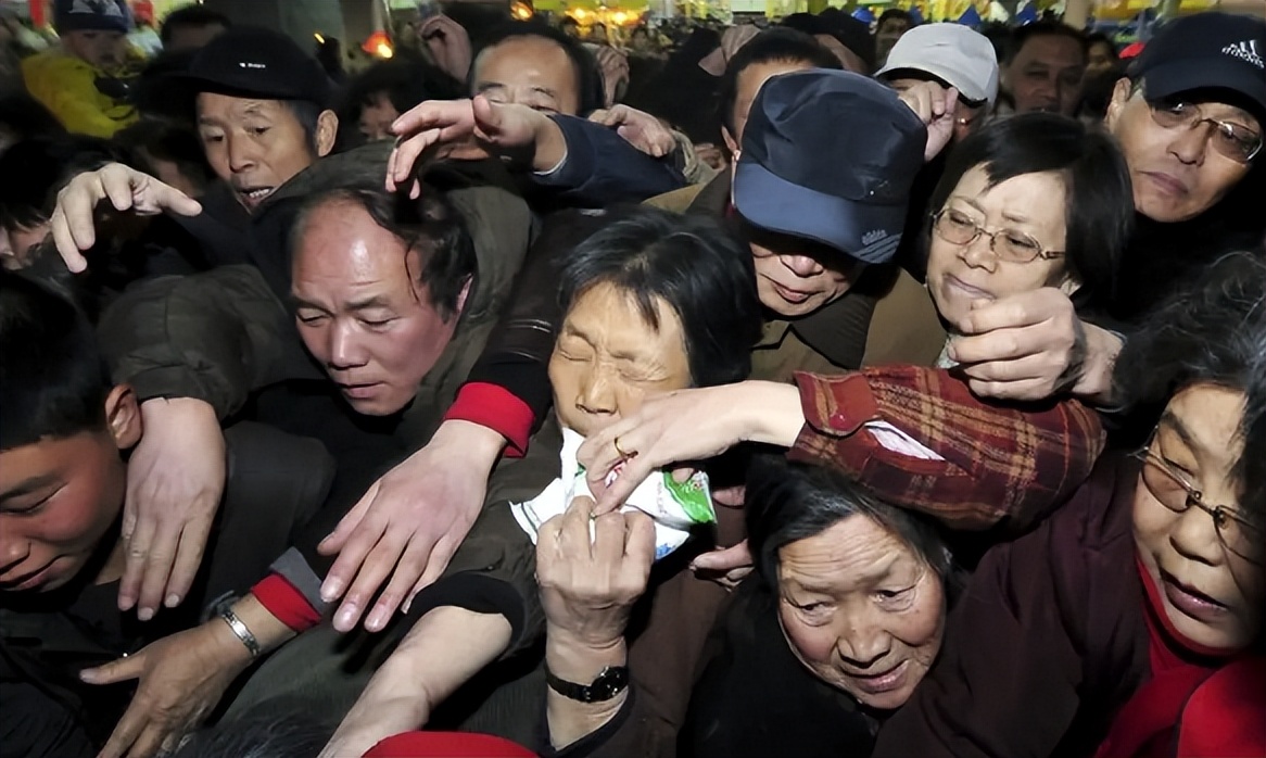 过分了!核酸造假刚退场,又一行业要崛起?