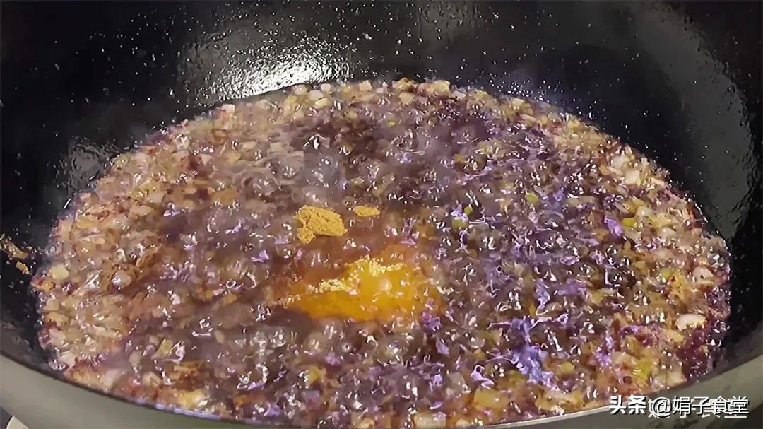 大厨教你秘制炸酱,乡村美食炸酱面酱料正宗做法