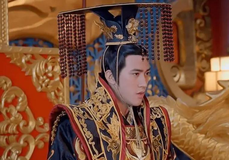 他临终说：若我后代出“高人”一定要杀，不然必*反造**，结果竟灵验