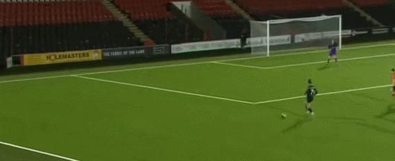 单场轰3球，沈梦雨彻底征服欧洲，中国球迷盛赞：上海梅西+三球王