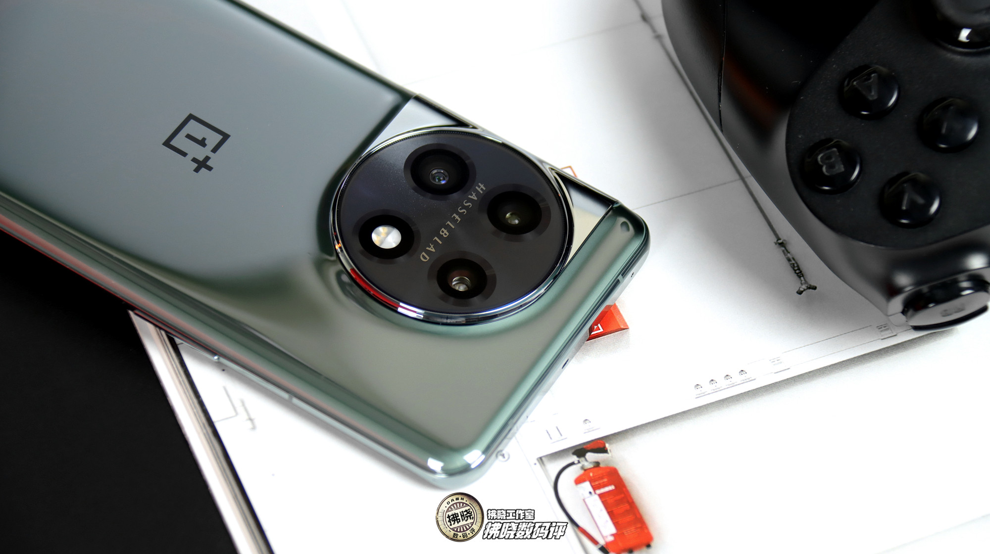 一加11手机全面分析,一加11概念版未来性能探索之作