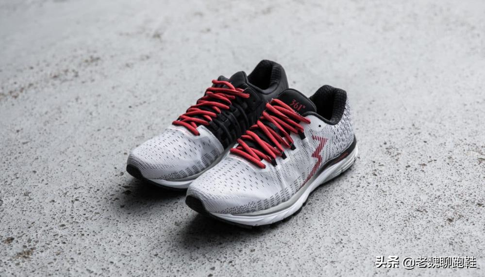 国产安踏跑鞋评测,361安踏和特步哪种鞋子比较耐穿