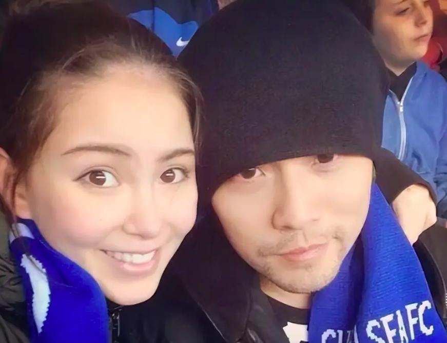 昆凌首谈21岁嫁给周杰伦,中专毕业的昆凌为何被周杰伦独宠