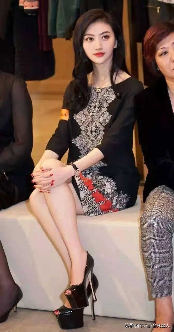 明星红毯恨天高,明星恨天高走路