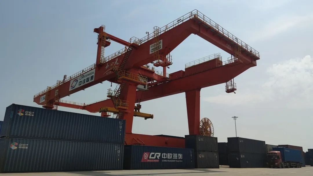 西安中欧班列长安号,长安号中欧班列西安港务区