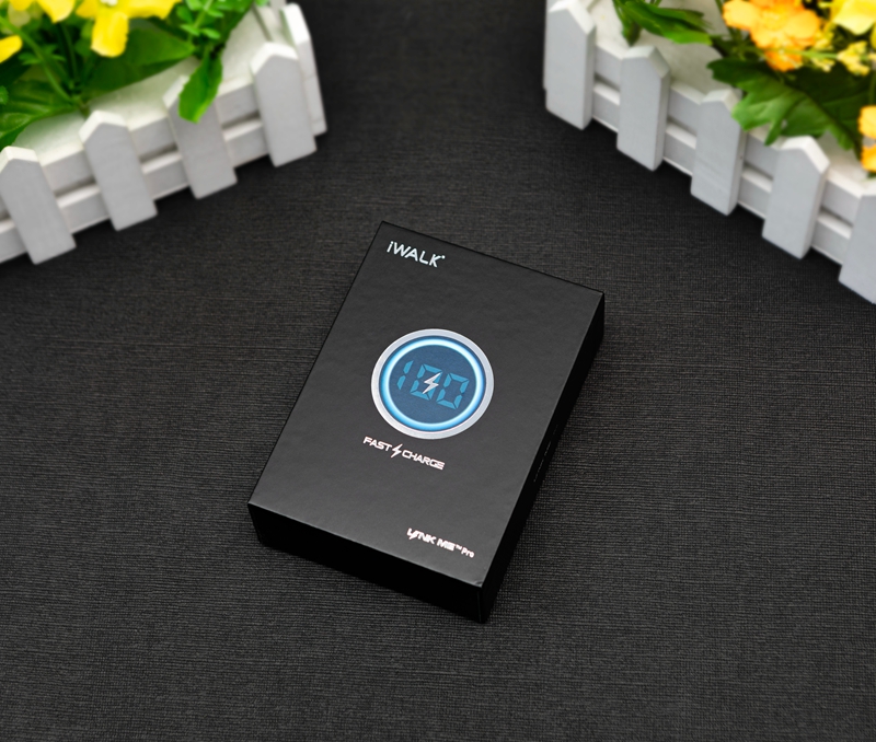 爱沃可iWALK充电宝测评,iwalk爱沃可磁吸充电宝10000毫安