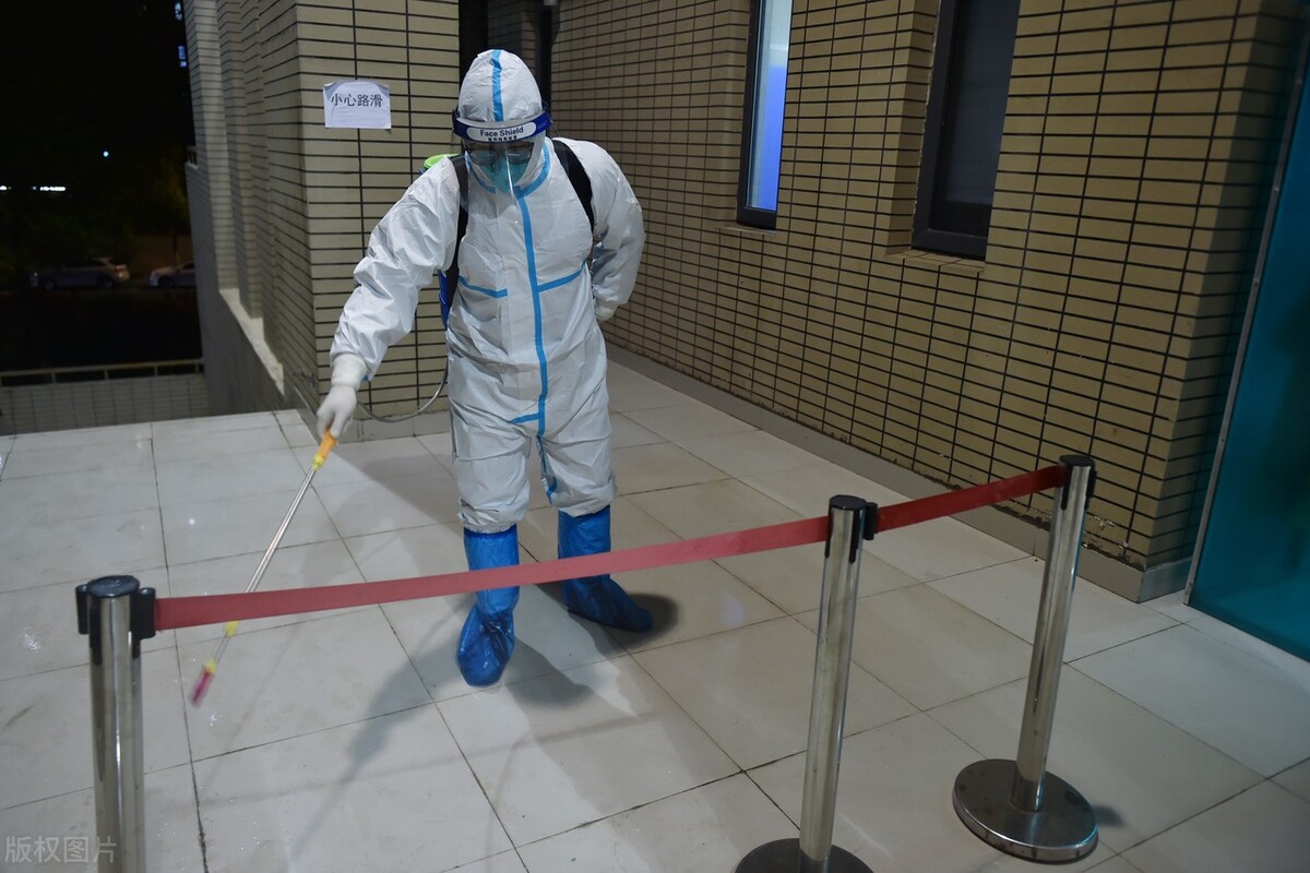 长期使用含氯消毒剂的危害,含氯消毒剂用后如何处理