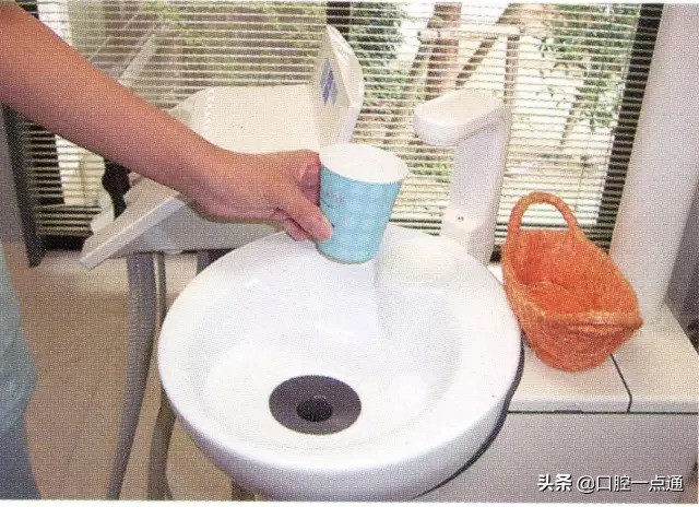 开口腔门诊之前的准备,口腔诊所的常见基本治疗
