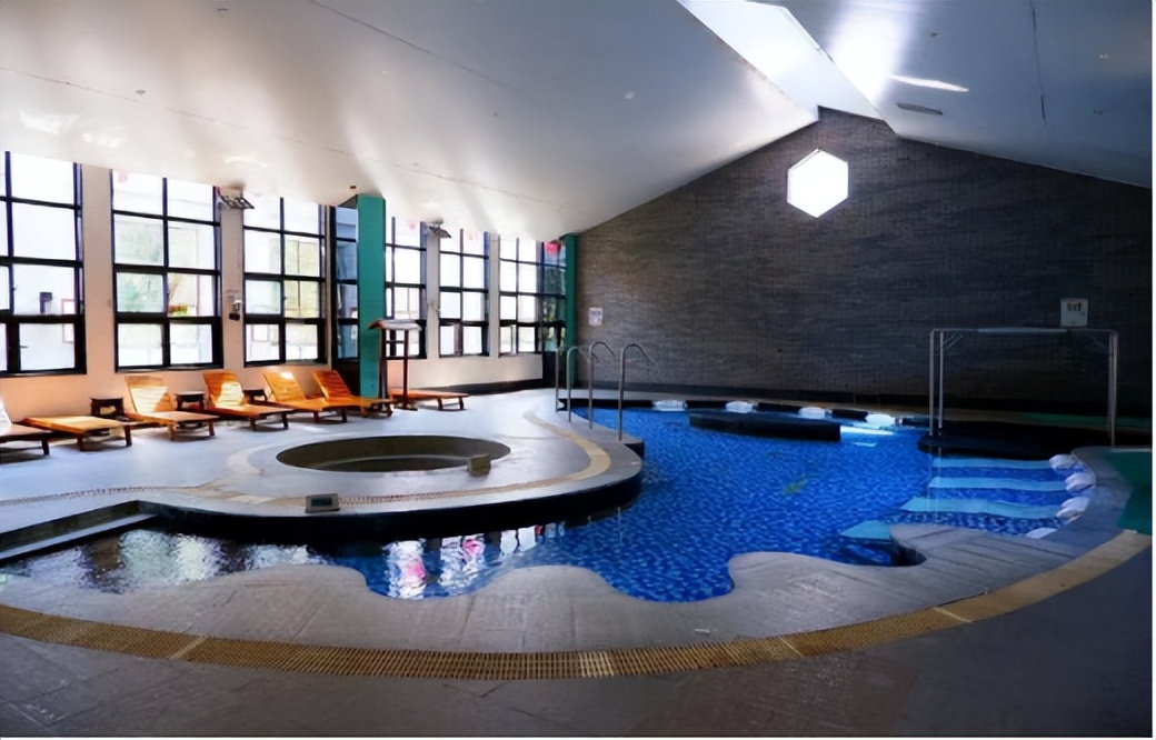 姝︽眽鍛ㄨ竟鑷姪娓╂硥,姝︽眽鍛ㄨ竟娓╂硥搴﹀亣鏉戞帓鍚嶆