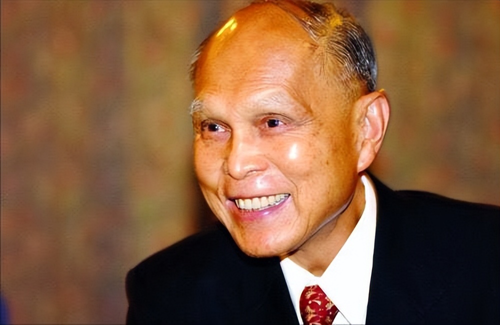 世界船王包玉刚：房产15645处，却没有儿子，女婿继承5000亿遗产