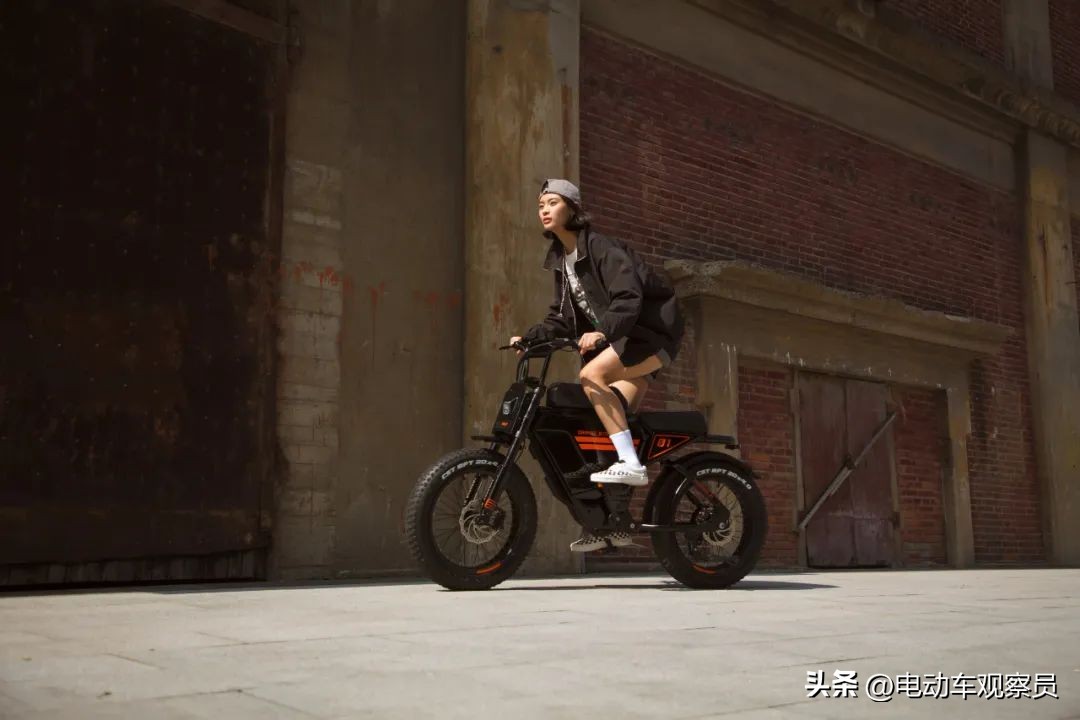 雅迪跨骑2024,雅迪新款跨骑电摩