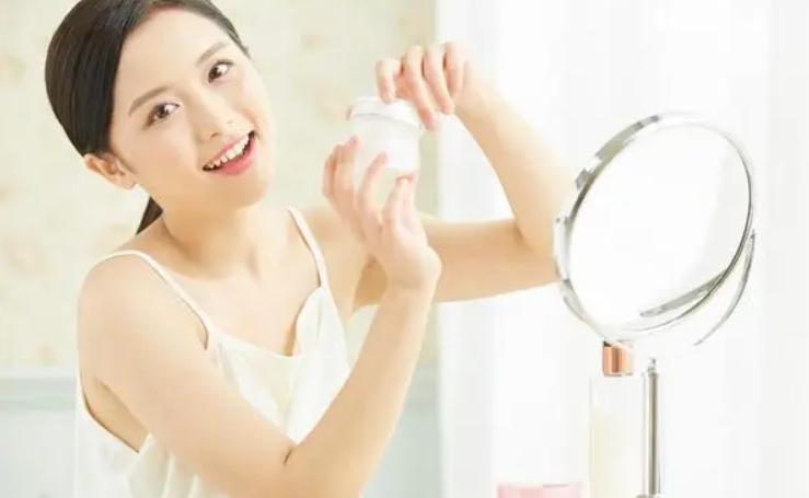 精华值得推荐,精华便宜的好用吗