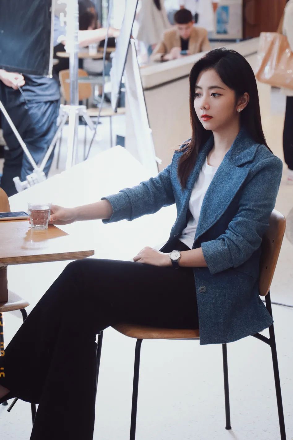 圆脸是最显年轻的脸,圆脸为什么那么耐看显年轻