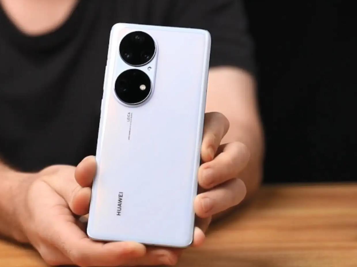 华为p50pro3299元,华为p50pro麒麟版套上5g壳感受