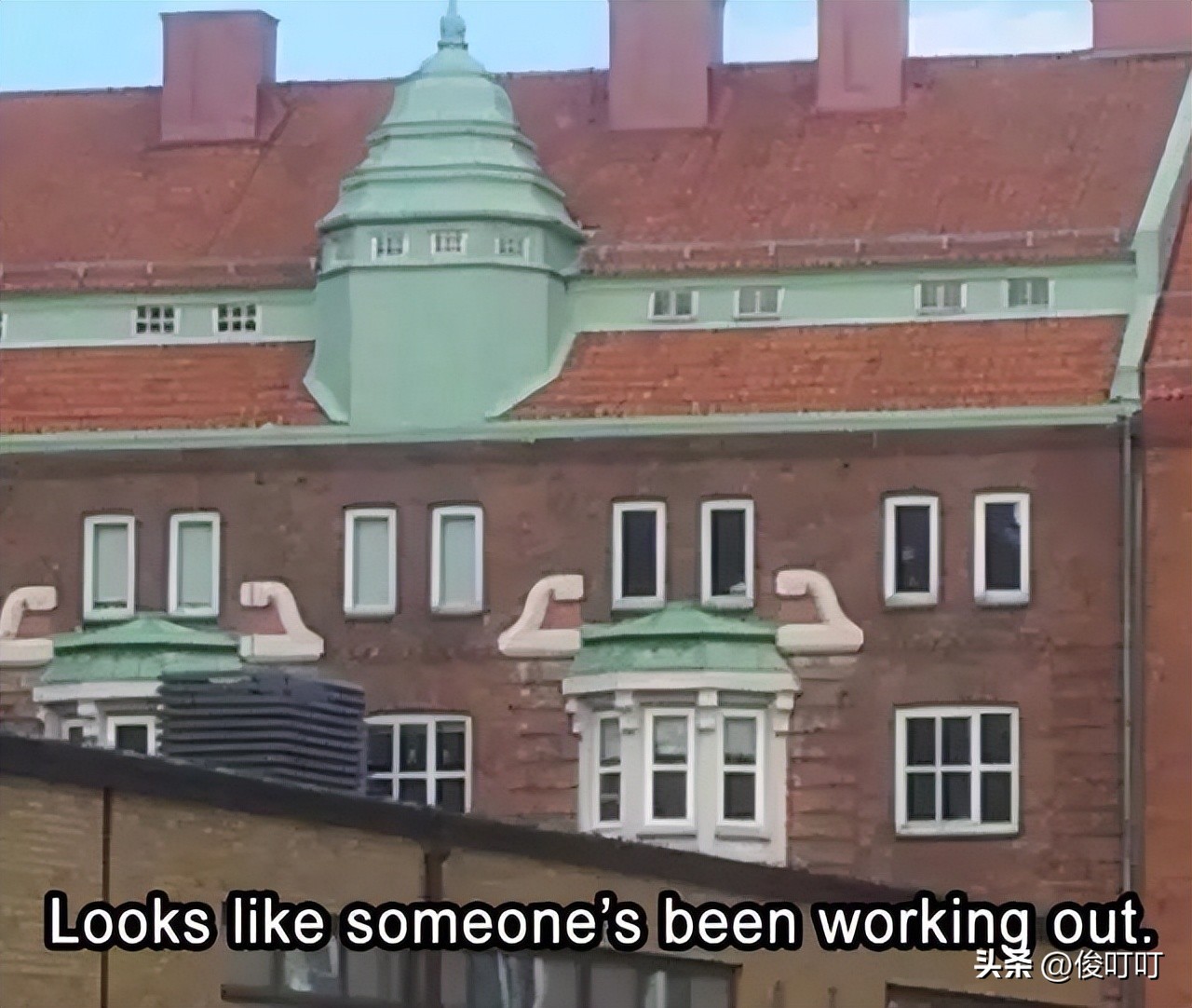 搞笑：给女儿买做的一条裙子