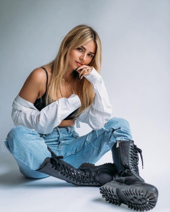 德国模特JessyHartel身材也太辣了