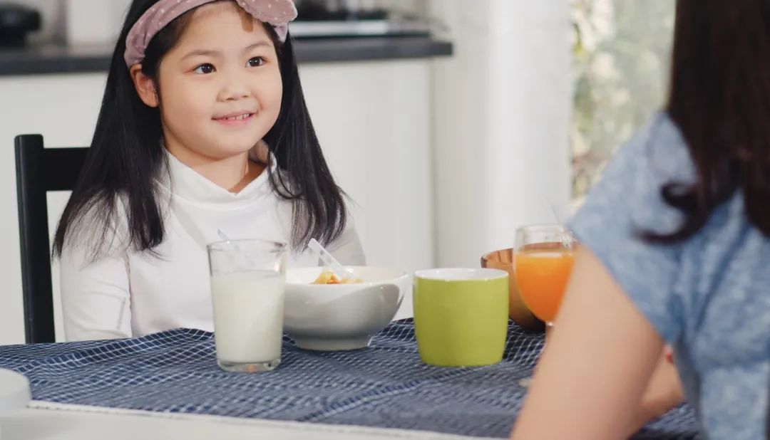 20岁以后吃钙片有几率长高吗 (喝牛奶吃钙片会长高吗17岁)