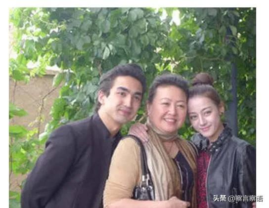 8位鲜少露面的明星妈妈，尤其是最后一位，完全想不到！