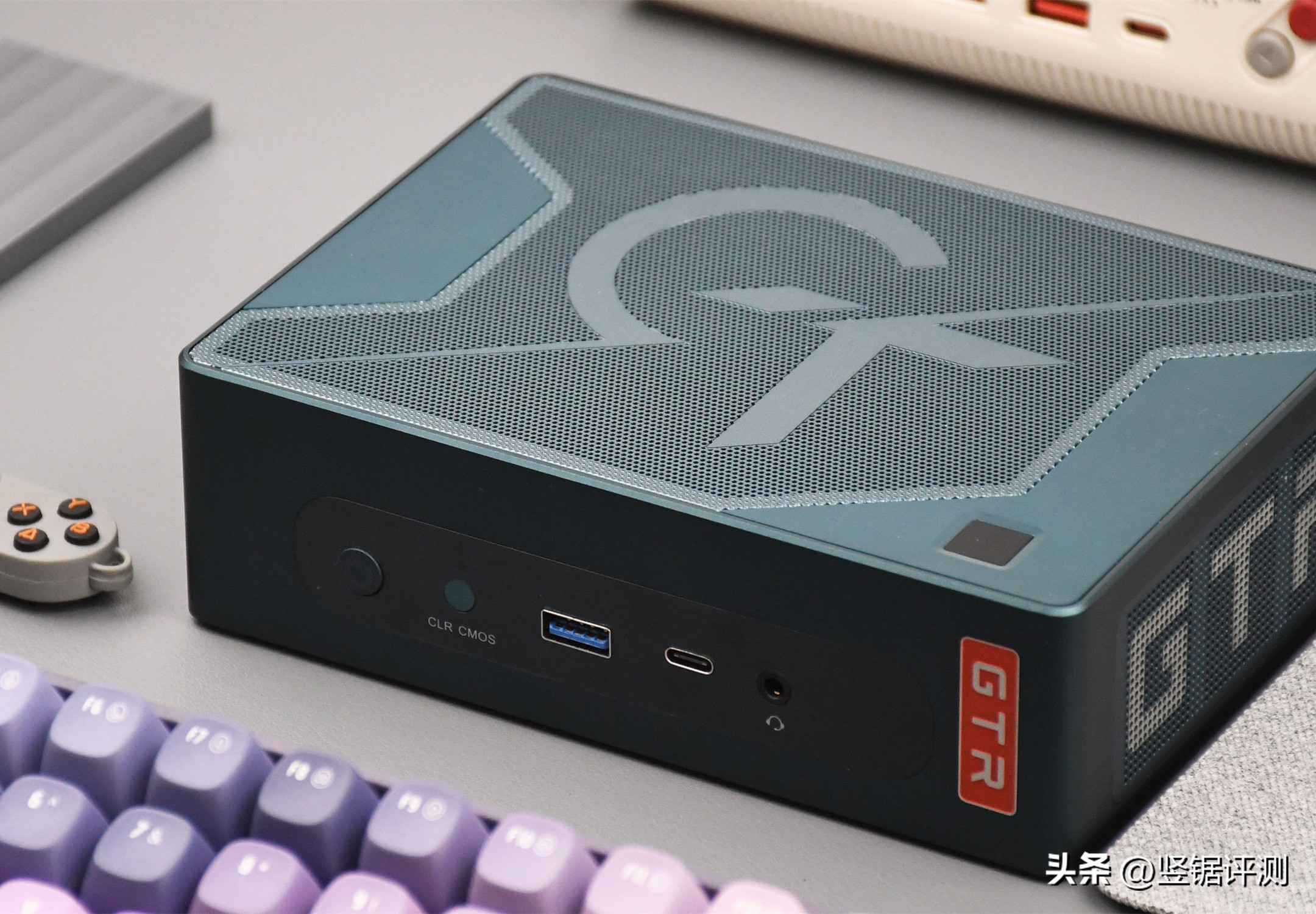 零刻gtr7对比游戏笔记本,零刻迷你主机gtr7怎么开启vt