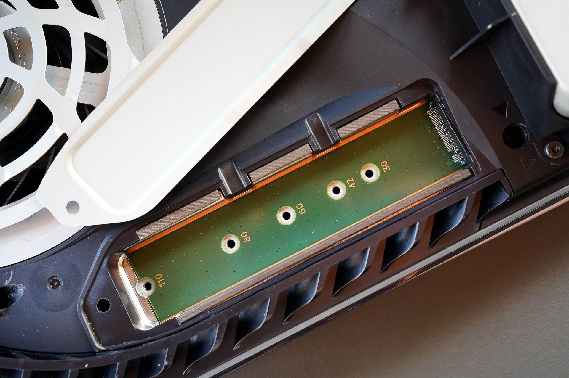 Ps5扩容的基本条件,ps5最新版本支持硬盘扩容了吗