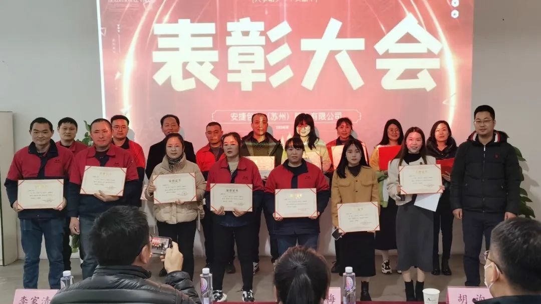 瀹夋嵎鍖呰鍏ㄥ瑙嗛,瀹夋嵎骞翠細