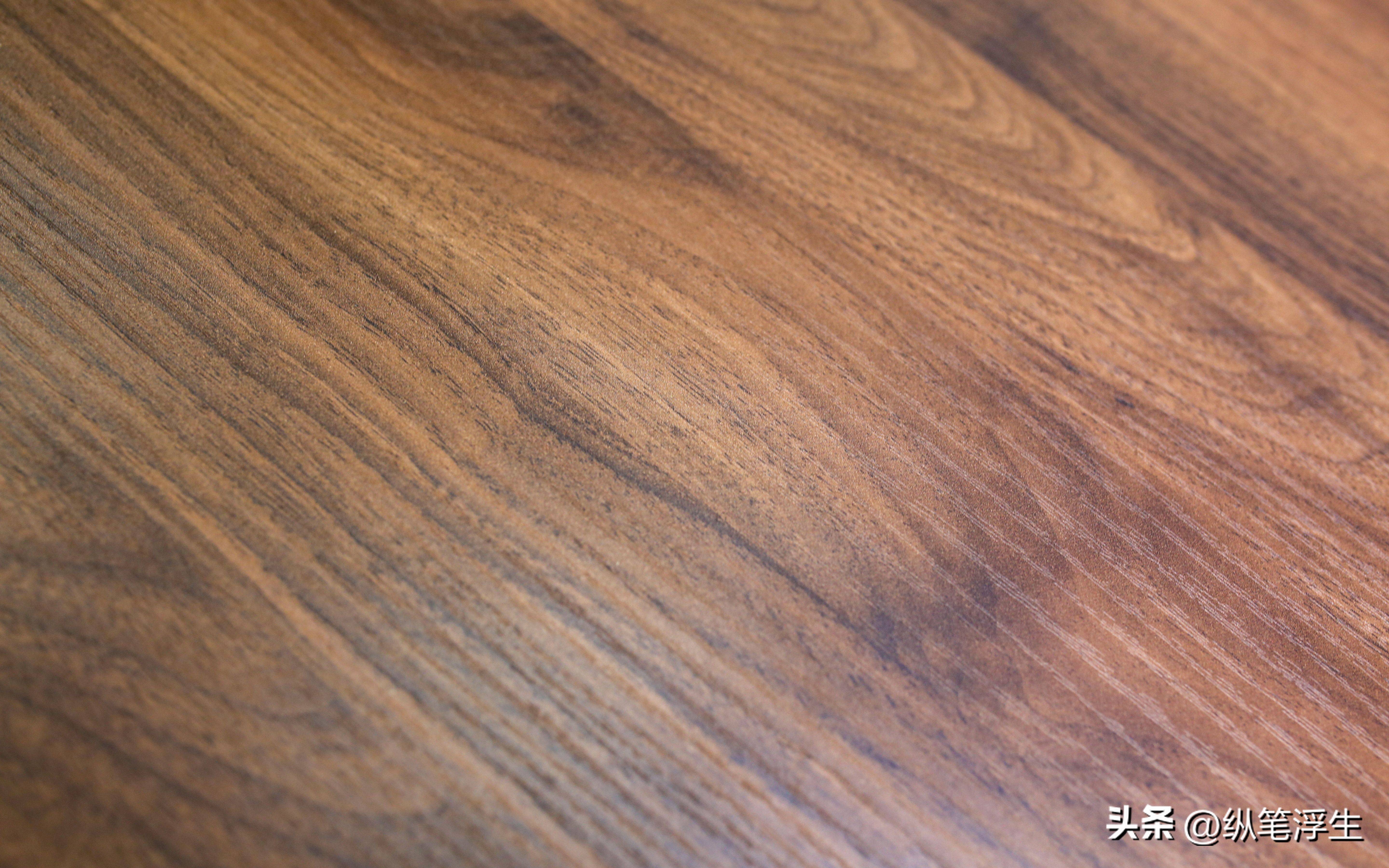 升降桌可站可坐可半蹲上班,升降桌可移动站立办公