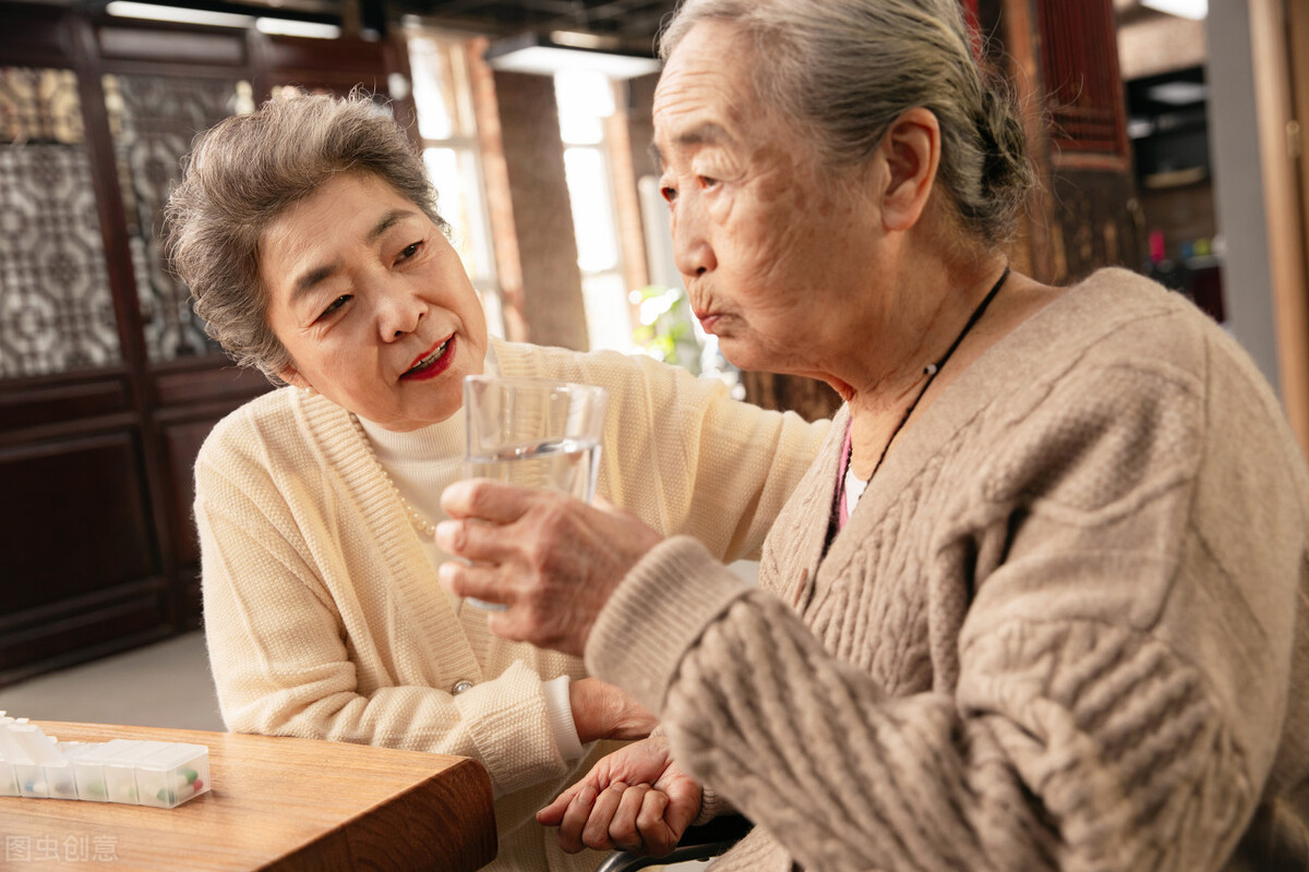 为什么现在药店那么挣钱,药店越开越多药店是怎么赚钱