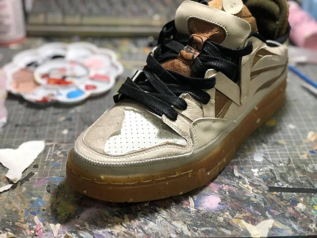 361度跟安踏哪个鞋比较好,361安踏板鞋