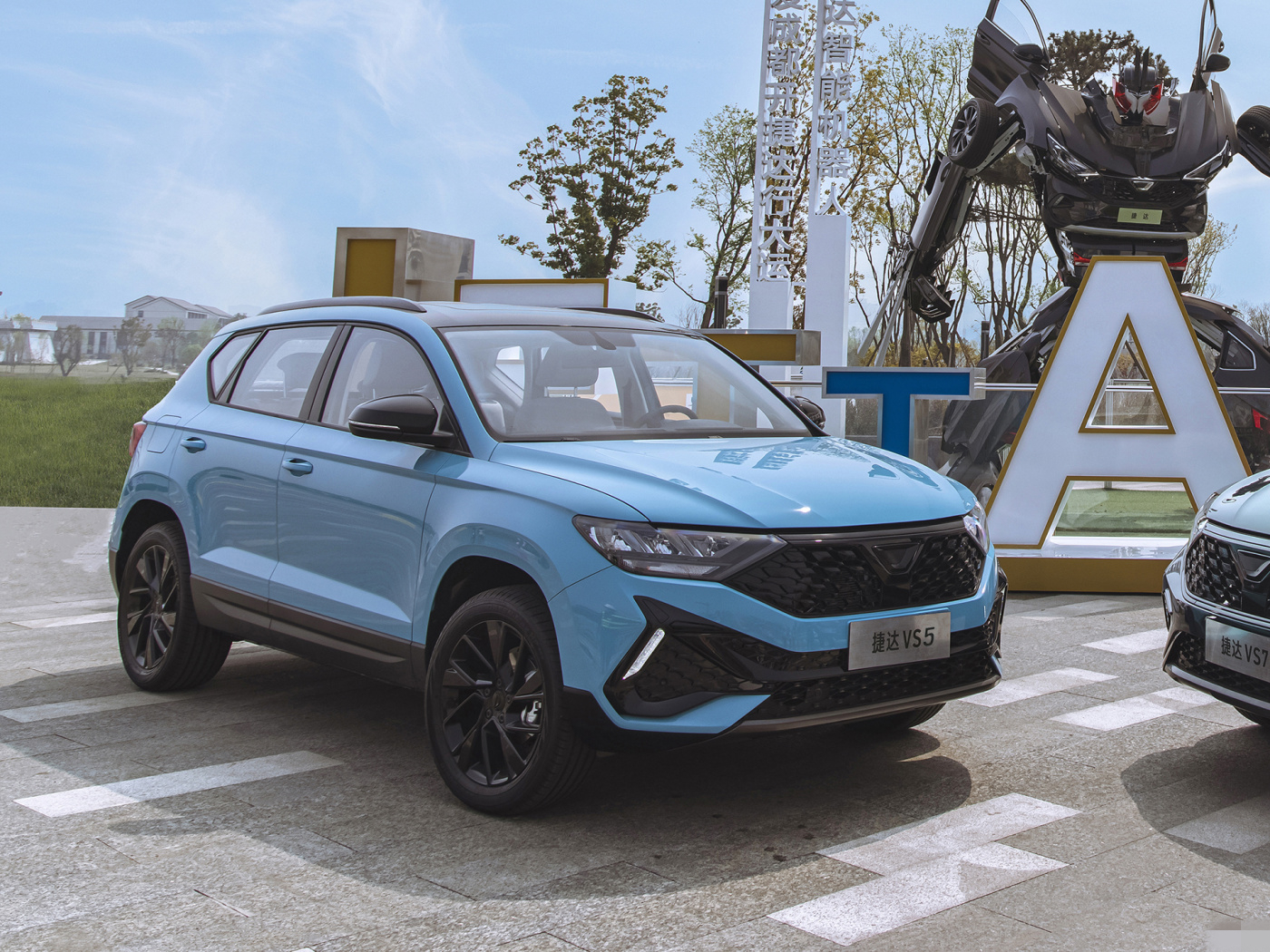 捷达vs5手动版和吉利缤越手动版,1.4t捷达vs5对比1.4t缤越